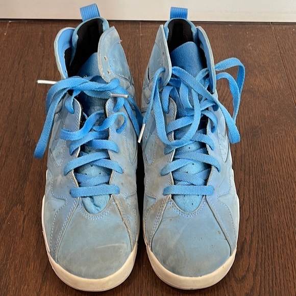 Men’s Blue Air Jordan’s High Tops Size 7 main image 8
